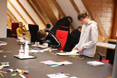 ibW Höhere Fachschule Südostschweiz, Juniors Academy - Free Sketching