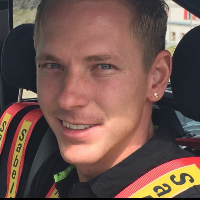 Claudio Enz - Automobildiagnostiker mit eidg. FA.jpg